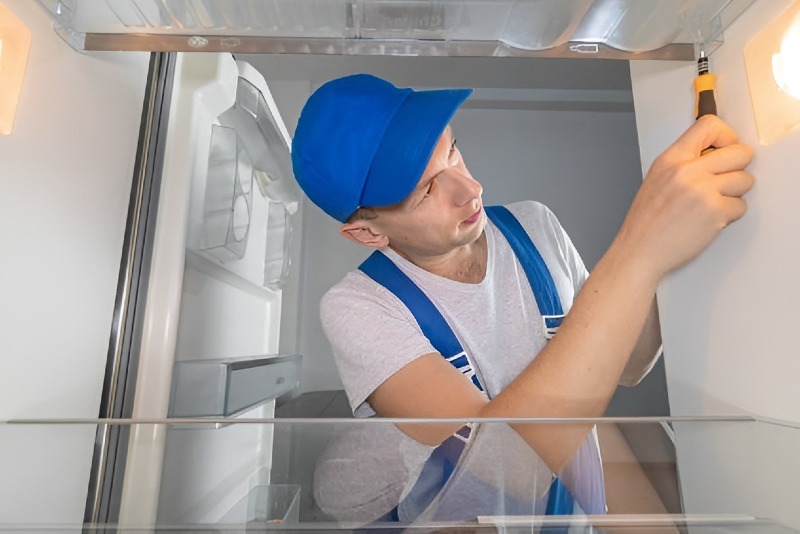 Refrigerator repair in Lake Forest